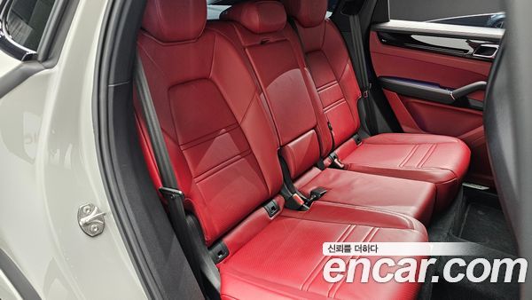 Porsche Cayenne 2022, фото 16