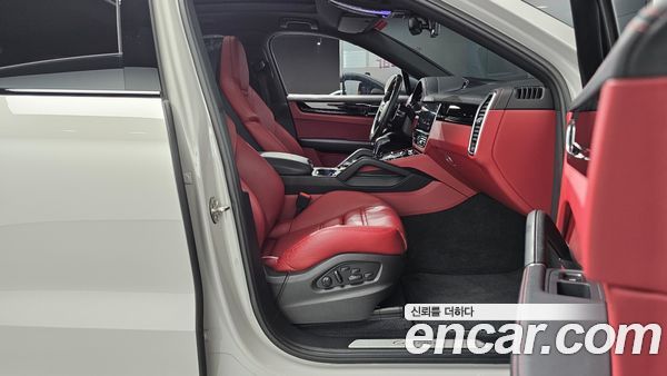 Porsche Cayenne 2022, фото 15