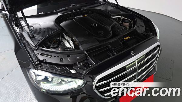 Mercedes-Benz S-Class 2023, фото 6