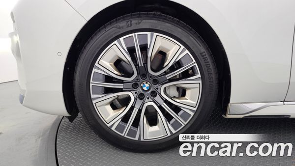BMW 7 Series 2023, фото 4