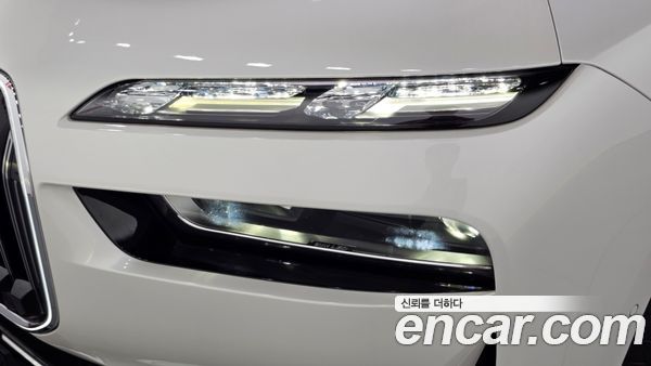 BMW 7 Series 2023, фото 7
