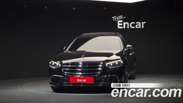 Mercedes-Benz S-Class 2022, фото 3