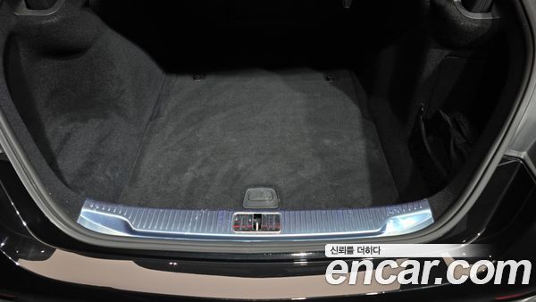 Mercedes-Benz S-Class 2022, фото 27
