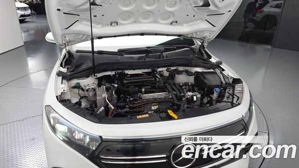 Mercedes-Benz EQA 2022, фото 5