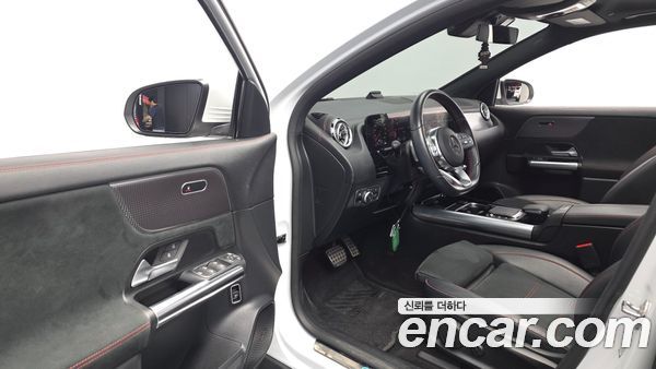 Mercedes-Benz EQA 2022, фото 12