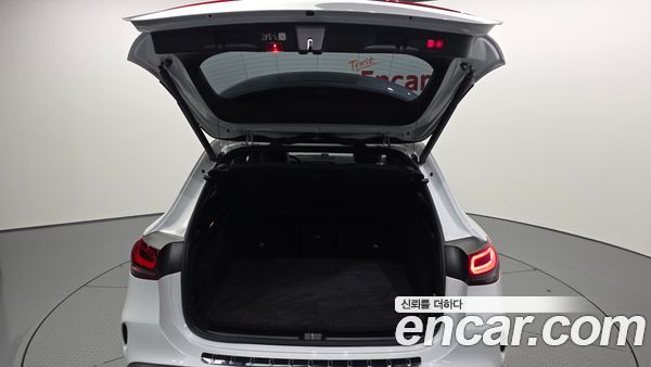 Mercedes-Benz EQA 2022, фото 25