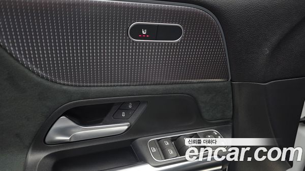 Mercedes-Benz EQA 2022, фото 29