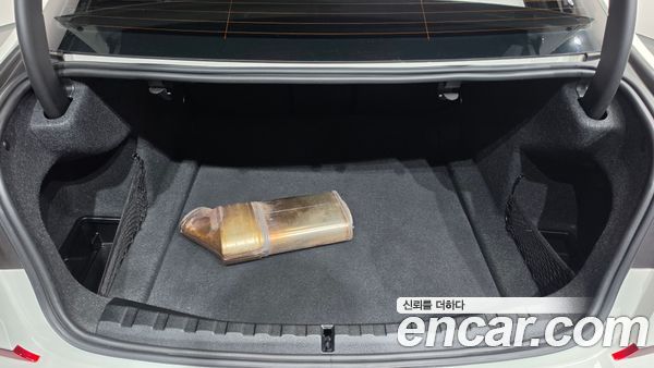 BMW 3 Series 2022, фото 24