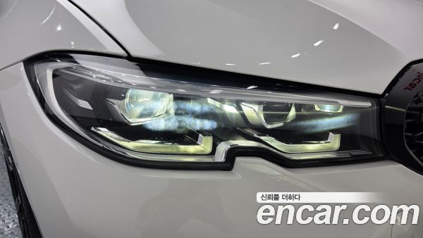 BMW 3 Series 2022, фото 8