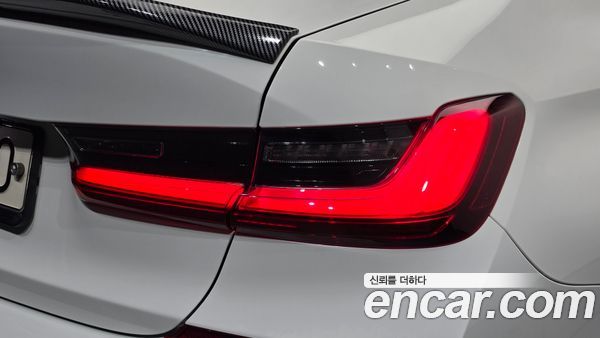 BMW 3 Series 2022, фото 9