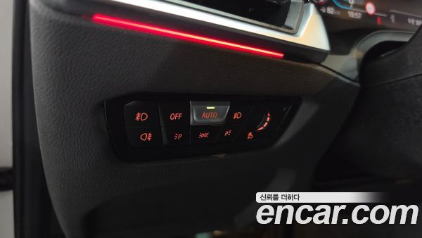 BMW 3 Series 2022, фото 29