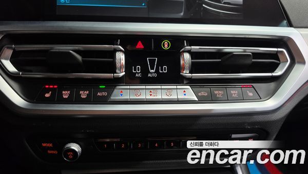BMW 3 Series 2022, фото 32