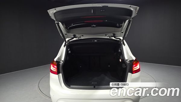 BMW 2 Series 2021, фото 26