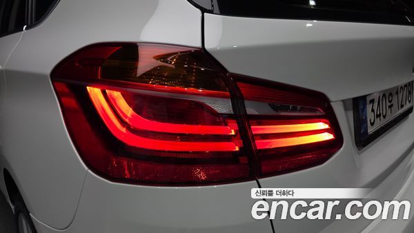 BMW 2 Series 2021, фото 9