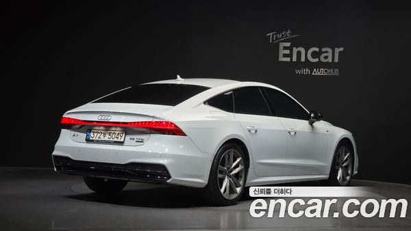 Audi A7 2022, фото 2
