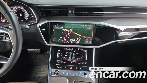 Audi A7 2022, фото 25