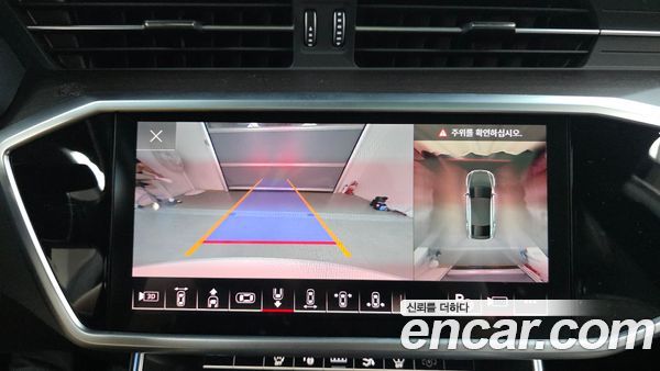 Audi A7 2022, фото 26
