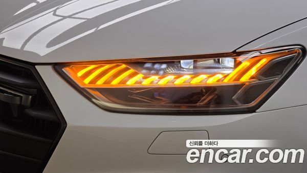 Audi A7 2022, фото 8
