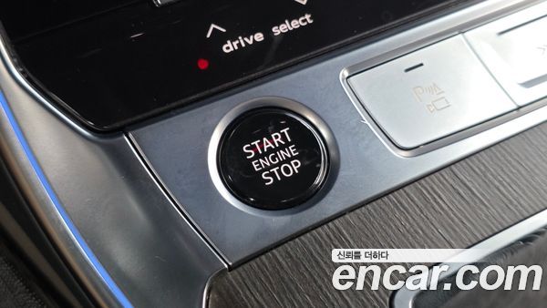 Audi A7 2022, фото 31