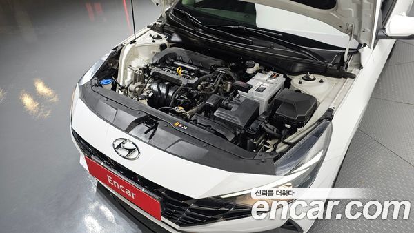 Hyundai Elantra 2021, фото 6