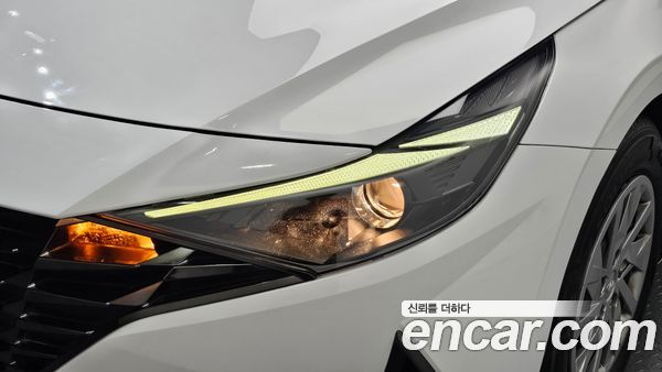 Hyundai Elantra 2021, фото 8