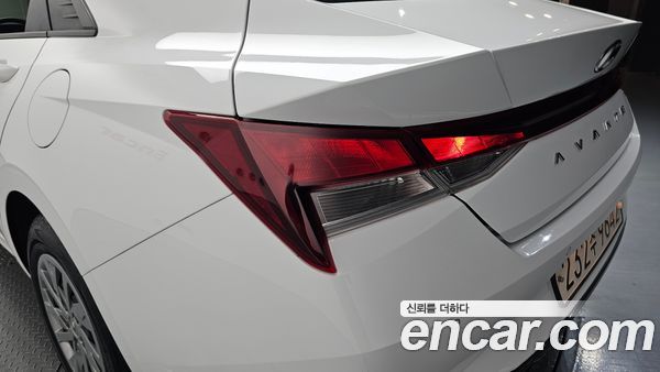 Hyundai Elantra 2021, фото 9