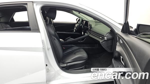 Hyundai Elantra 2021, фото 16
