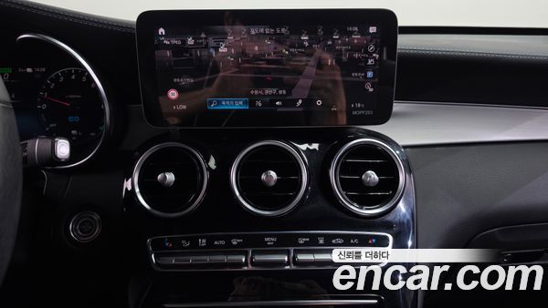 Mercedes-Benz GLC 2021, фото 18
