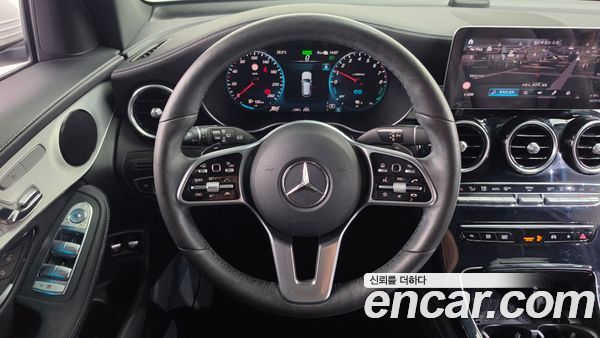 Mercedes-Benz GLC 2021, фото 19