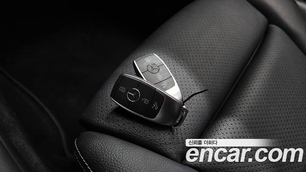 Mercedes-Benz GLC 2021, фото 21