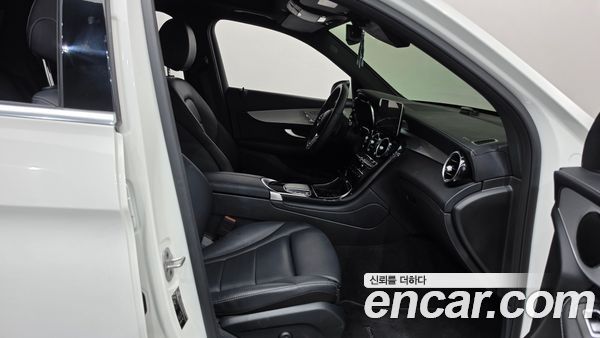 Mercedes-Benz GLC 2021, фото 16