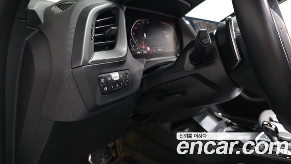 BMW 1 Series 2023, фото 29