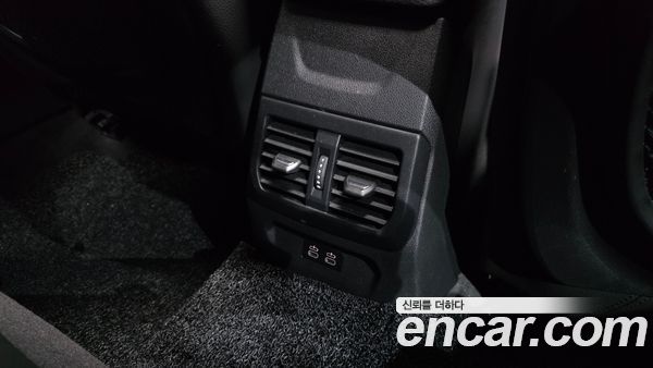 BMW 1 Series 2023, фото 30