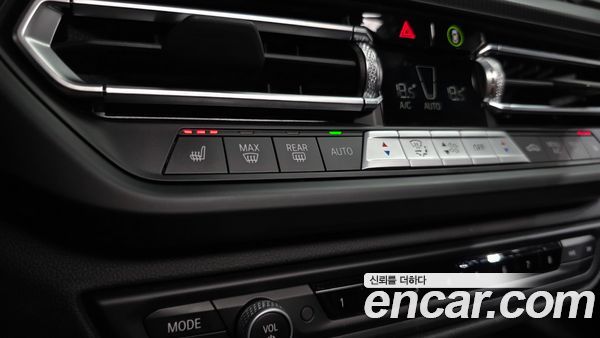 BMW 1 Series 2023, фото 33