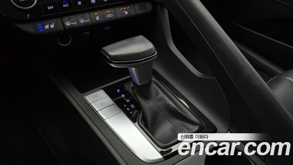 Hyundai Elantra 2021, фото 9