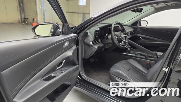 Hyundai Elantra 2021, фото 10