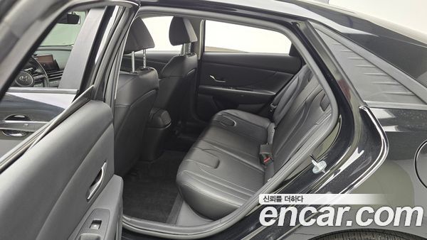 Hyundai Elantra 2021, фото 12
