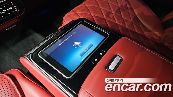 Mercedes-Benz S-Class 2022, фото 23