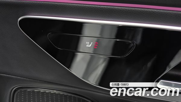 Mercedes-Benz E-Class 2024, фото 18