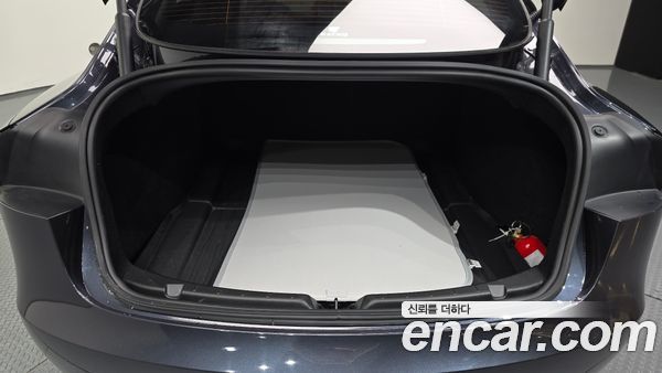 Tesla Model 3 2026, фото 20