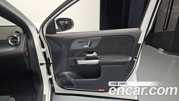 Mercedes-Benz EQA 2026, фото 14