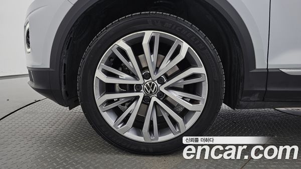 Volkswagen T-Roc 2021, фото 4