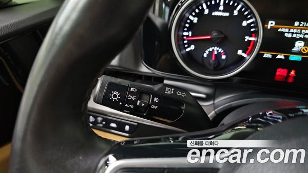 Kia Carnival 2023, фото 30