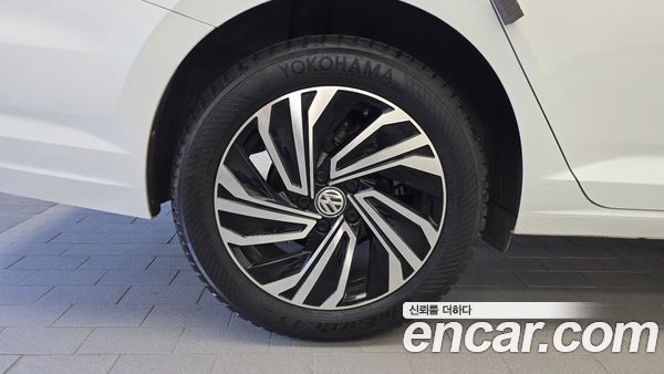 Volkswagen Jetta 2020, фото 5