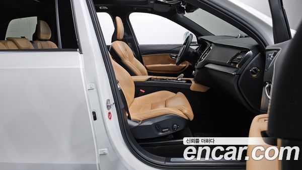 Volvo XC90 2022, фото 15
