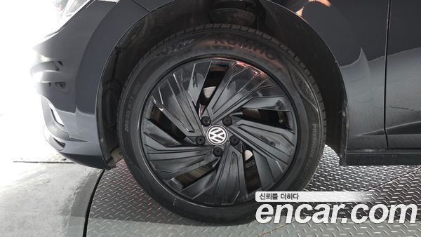Volkswagen Jetta 2021, фото 5