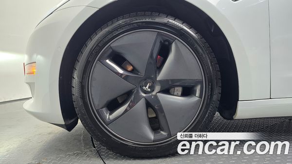 Tesla Model 3 2020, фото 4