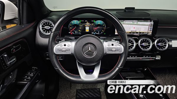 Mercedes-Benz GLB 2021, фото 17