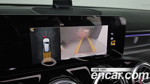 Mercedes-Benz GLB 2021, фото 20