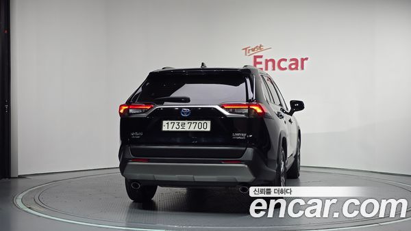 Toyota RAV4 2023, фото 4